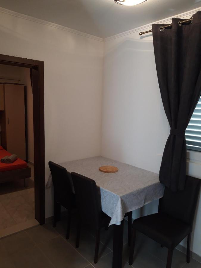 Apartments By The Sea Cove Blaca, Mljet - 4899 Саплунара Екстериор снимка